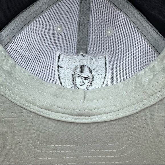 NFL GameDay Raiders Football Adjustable Snapback Trucker Cap Hat - Picture 6 of 7